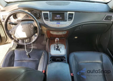 2011 Hyundai Genesis 3.8L z USA, uszkodzony, nr VIN KMHGC4DE3BU131871